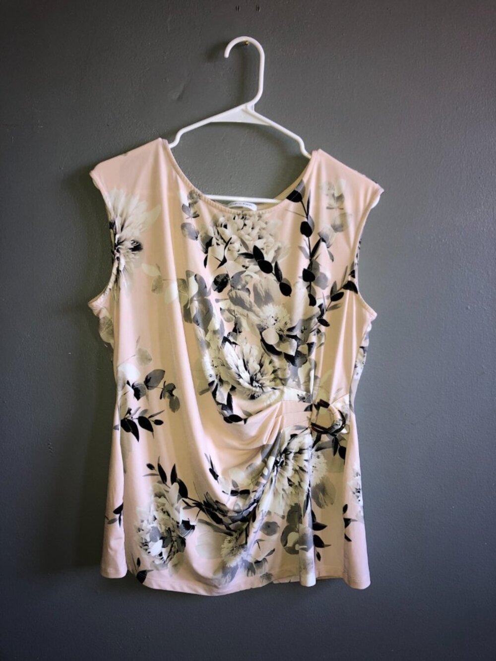 Calvin Klein Sleeveless Blouse Top Womens Large Light Pink Floral with Belt